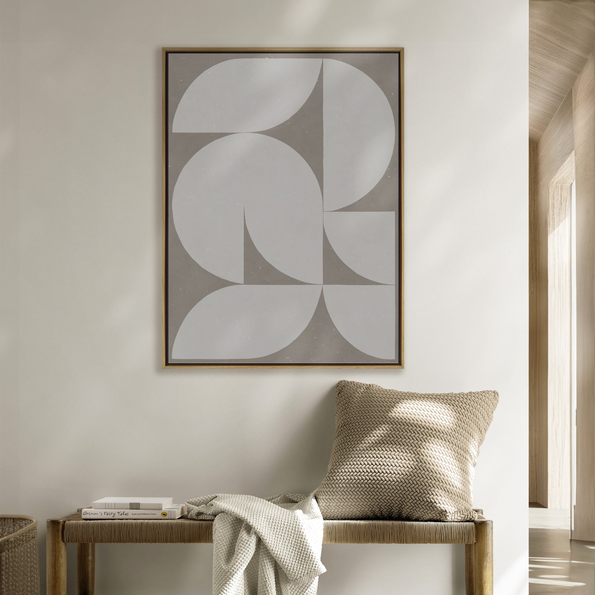 Tableau vertical inspiré du Bauhaus, signé Kupko, alliant géométrie et minimalisme pour une décoration moderne et équilibrée.