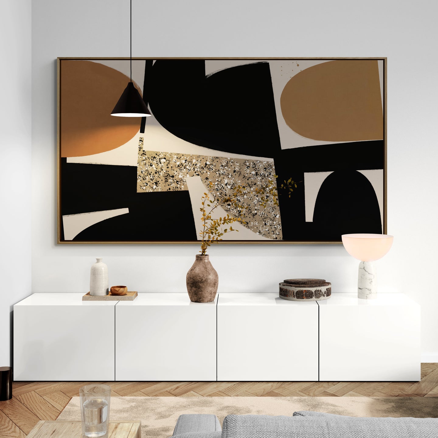 Grand tableau aux lignes organiques et aux teintes douces, signé Kupko, apportant une touche de tranquillité et de modernité à votre intérieur.